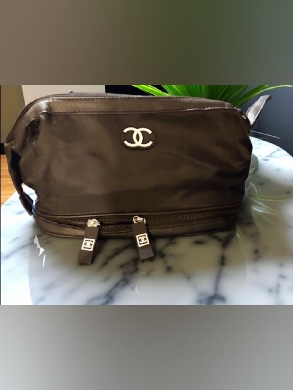 CHANEL Black Makeup Bag, Zipper Closure Travel Organizer Pouch - VIP Gift - NWOT